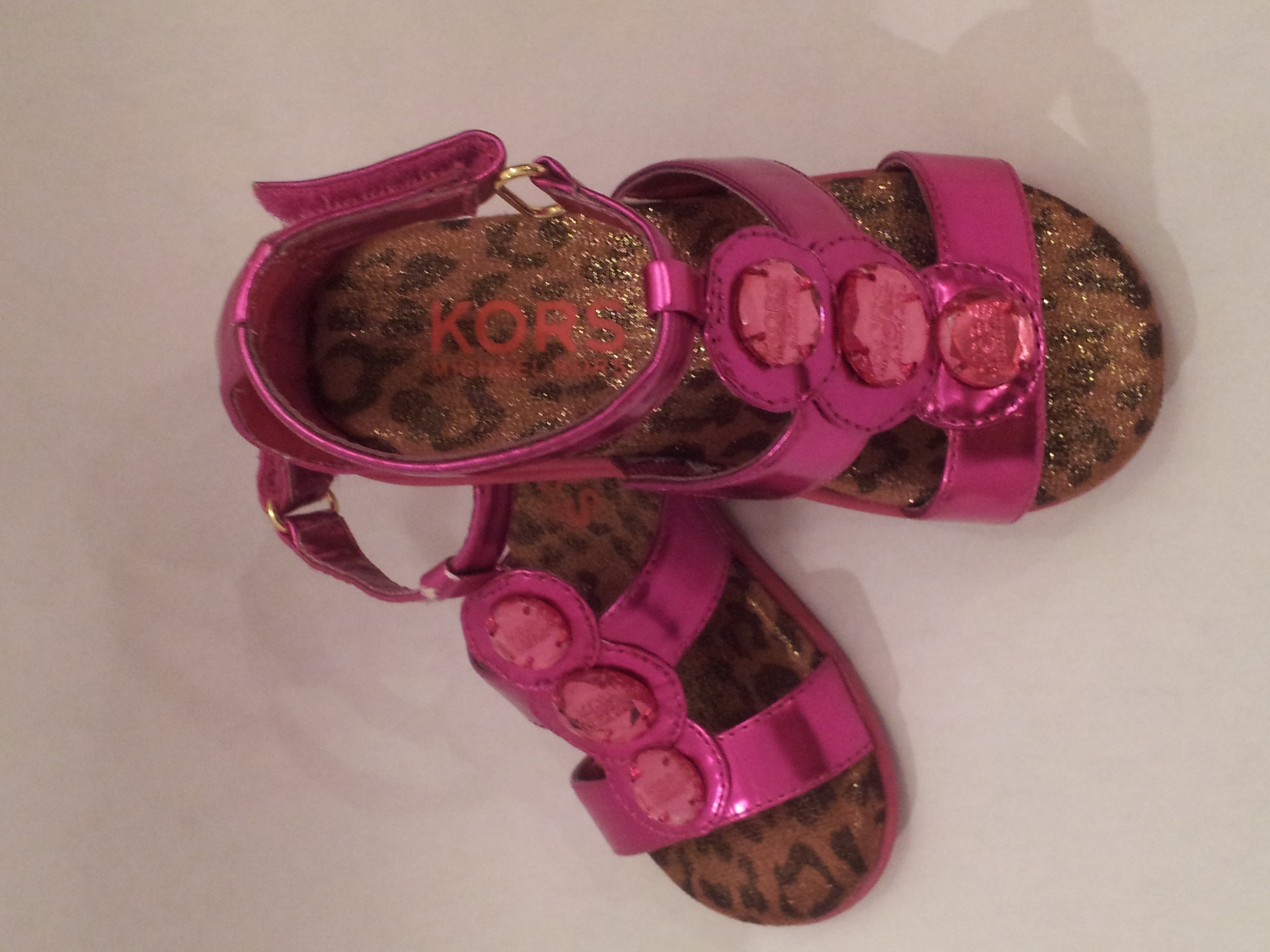 MICHAEL KORS fuchsia toddler sandals 8